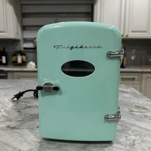 Frigidaire Mini Fridge in Mint Green